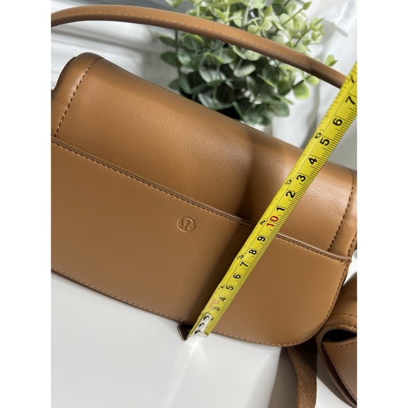 Lululemon Cactus Leather Mini Shoulder Crossbody Bag Chestnut Brown Purse Pocket - Picture 14 of 15